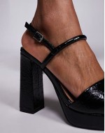 platform heeled sandal in black