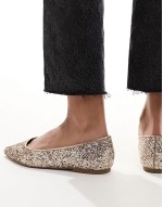 Lucky pointed ballet flats in rose gold glitter