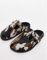 Annie leather buckle clog in cow pony