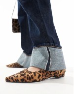 ruched pointed toe ballet flats in leopard print